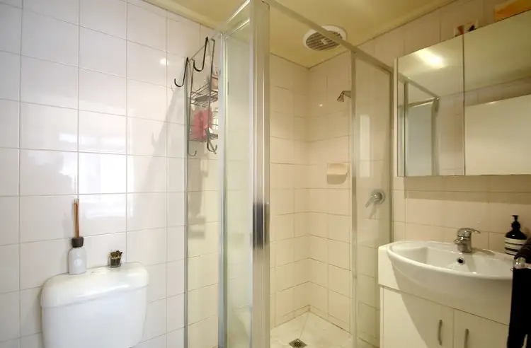 Fourth view of Homely apartment listing, 305/445 Royal Parade, Parkville VIC 3052