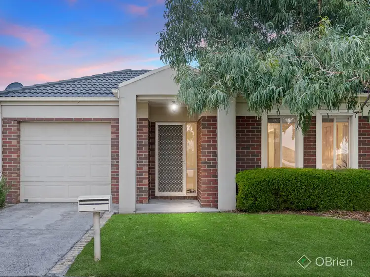 Main view of Homely unit listing, 2 Brunnings Road, Carrum Downs VIC 3201