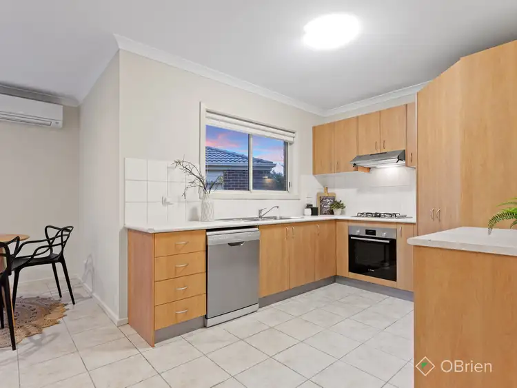 Fifth view of Homely unit listing, 2 Brunnings Road, Carrum Downs VIC 3201