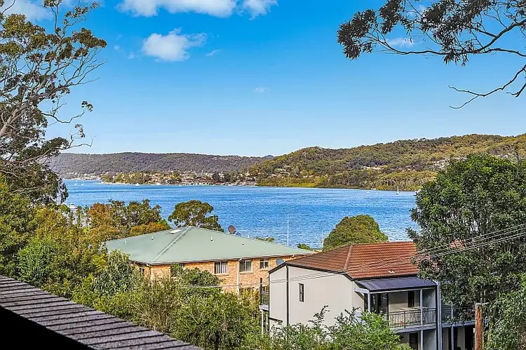 24/9 Broadview Avenue