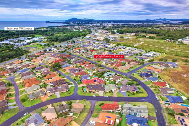 Third view of Homely house listing, 3 Caleyi Crescent, Tuncurry NSW 2428