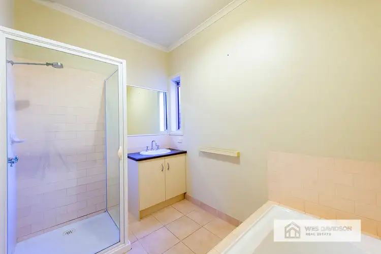 Seventh view of Homely townhouse listing, 5/38 Karingal Crescent, Horsham VIC 3400