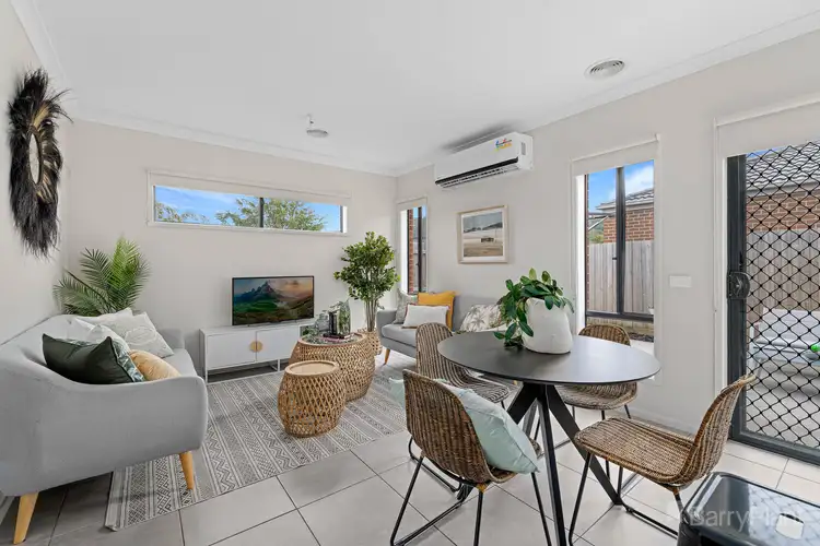 Fifth view of Homely house listing, 1 Auburn Close, Pakenham VIC 3810