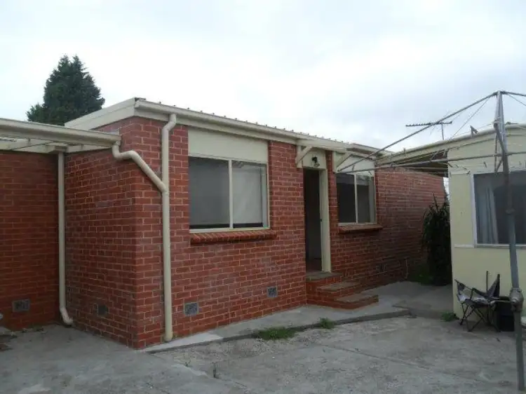 Main view of Homely unit listing, 10 Glenthorne Drive, Keysborough VIC 3173
