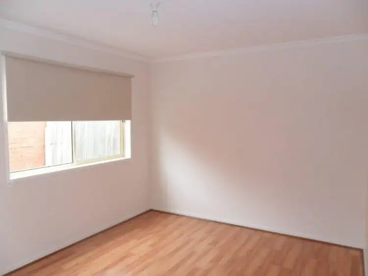Fourth view of Homely unit listing, 10 Glenthorne Drive, Keysborough VIC 3173