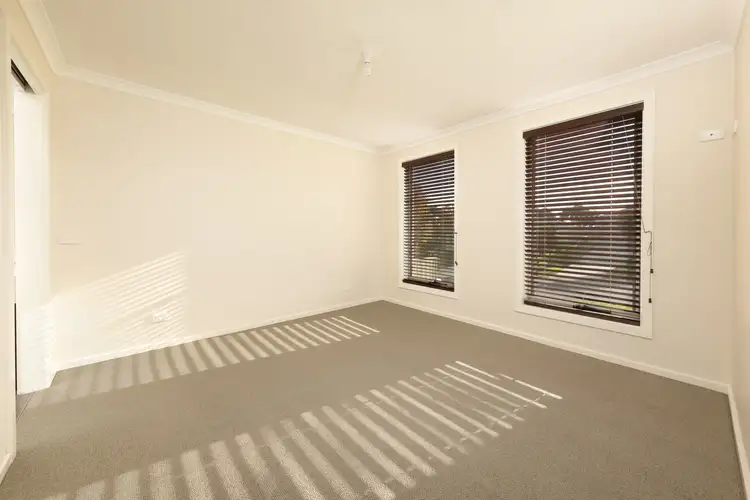 Fifth view of Homely house listing, 5 Omeara Street, Wodonga VIC 3690