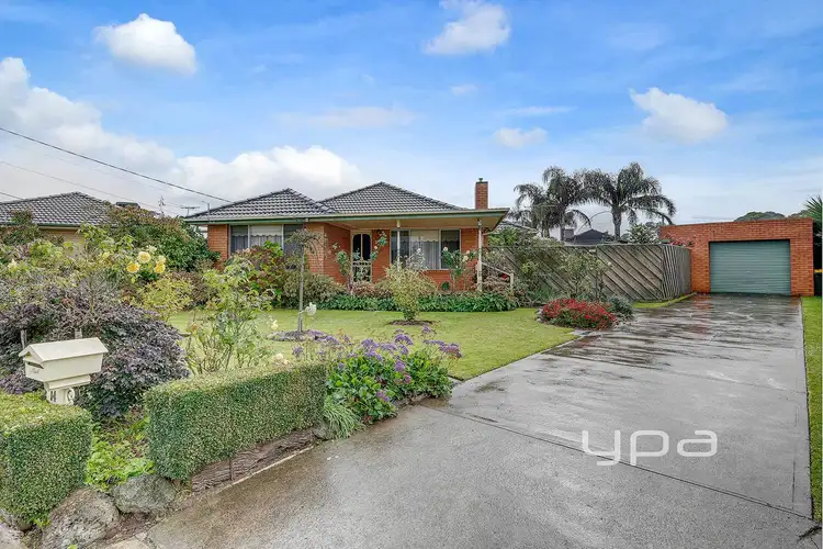 14 Dolphin Court, Gladstone Park VIC 3043