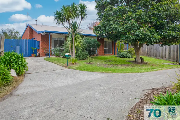 16 Leanna Court, Cranbourne West VIC 3977