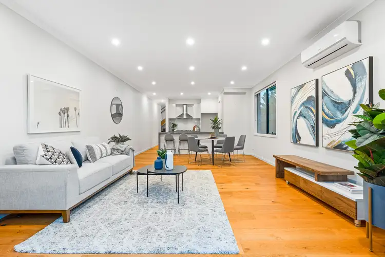 2/1731 Dandenong Road, Oakleigh East VIC 3166