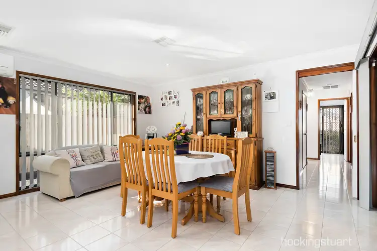 Fifth view of Homely house listing, 4 Alpha Close, Hampton Park VIC 3976