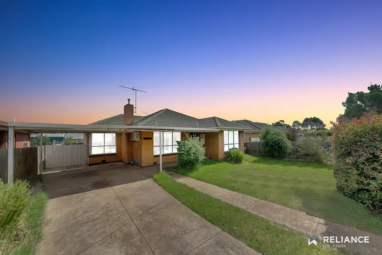 17 Quail Crescent, Melton VIC 3337