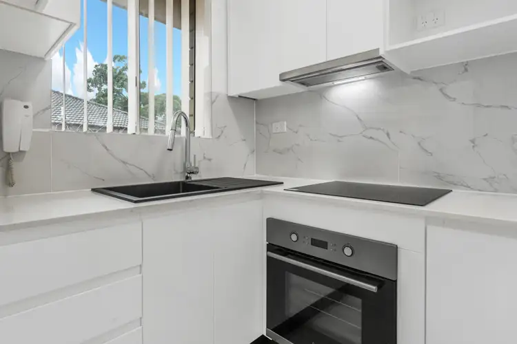 31/12 Goulburn Street, Warwick Farm NSW 2170