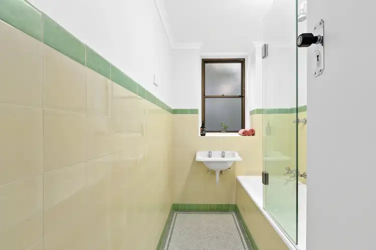Fifth view of Homely apartment listing, 4/4 Macleay Street, Potts Point NSW 2011