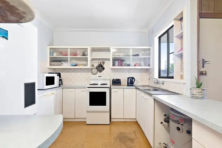 Sixth view of Homely house listing, 5 Imperial Avenue, Emu Plains NSW 2750