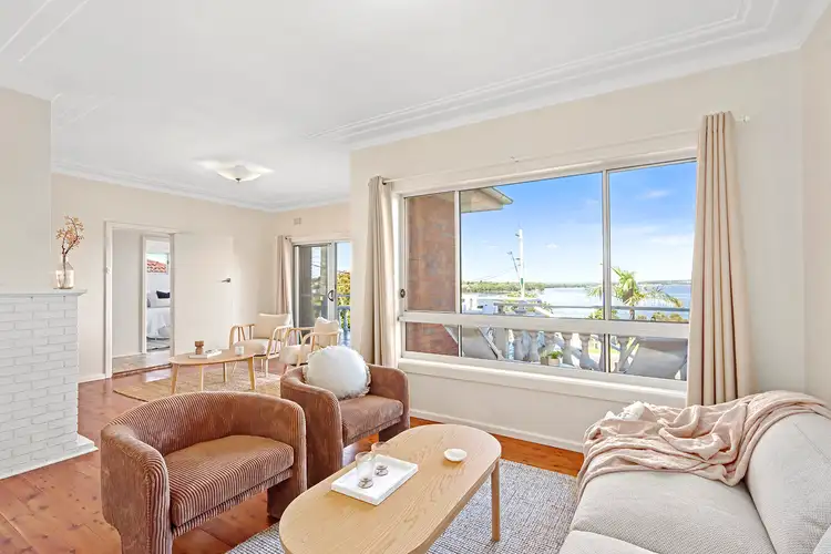 Second view of Homely house listing, 262 Northcliffe Drive, Lake Heights NSW 2502