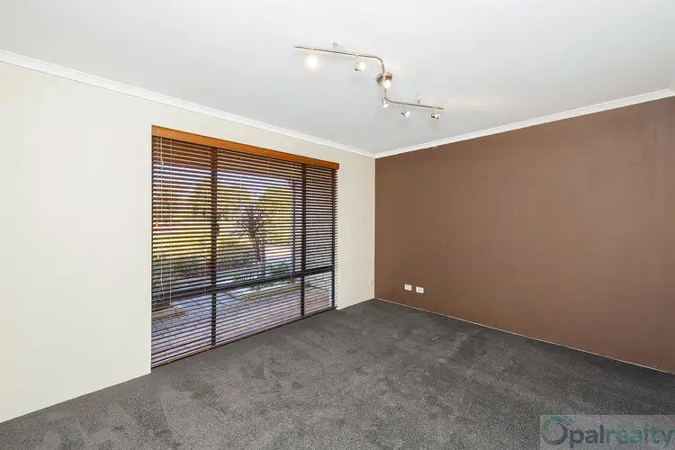 Third view of Homely house listing, 6 Fair Oaks Court, Meadow Springs WA 6210