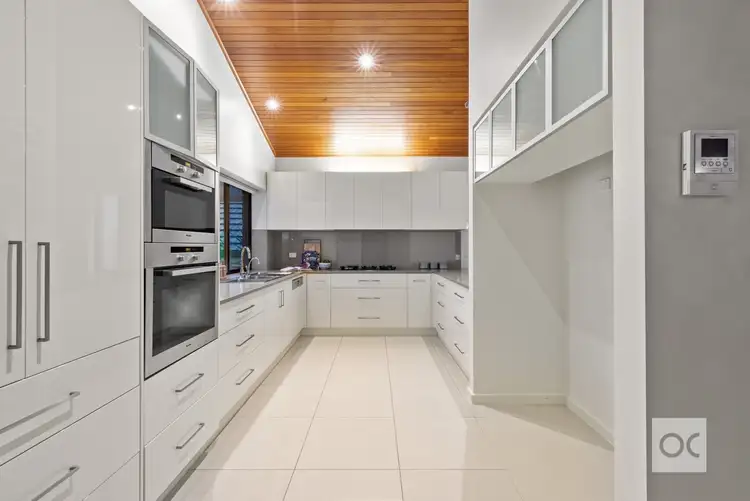 Fifth view of Homely house listing, 10 Tennyson Heights Court, Tennyson SA 5022