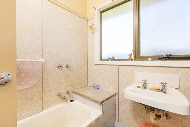 Third view of Homely house listing, 4 Murray Avenue, Red Cliffs VIC 3496