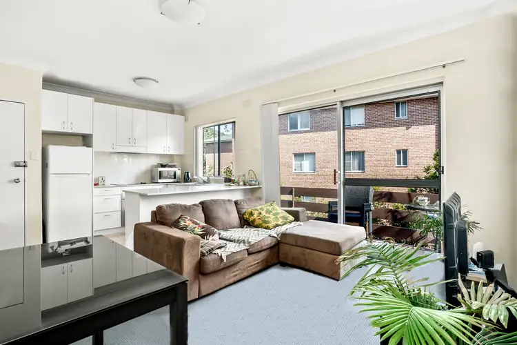 Fourth view of Homely apartment listing, 6/6 Richmond Avenue, Dee Why NSW 2099