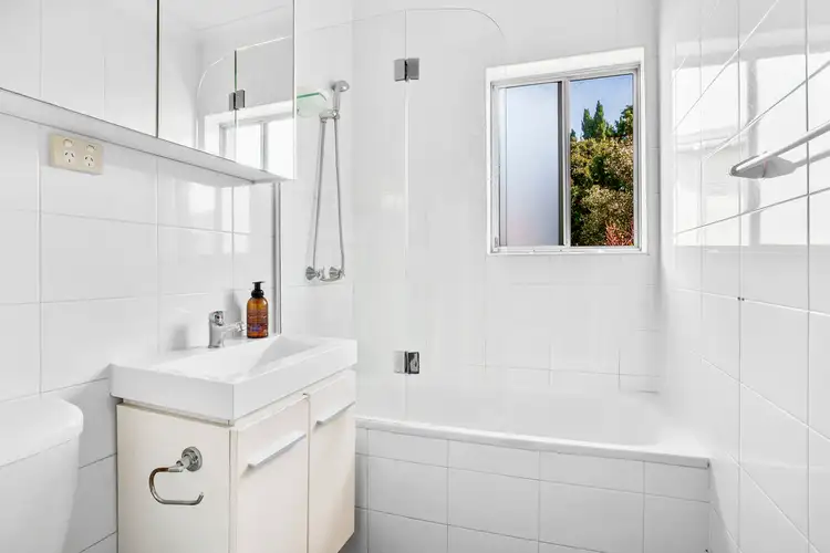 Sixth view of Homely apartment listing, 6/6 Richmond Avenue, Dee Why NSW 2099