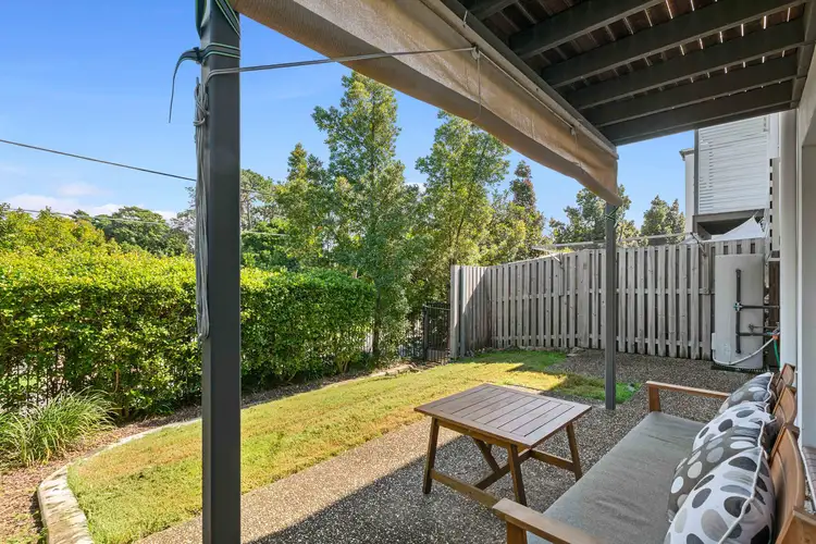Sixth view of Homely townhouse listing, 1/400 Tingal Road, Wynnum QLD 4178