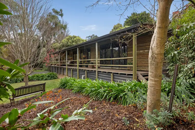 18 King Street, Mount Macedon VIC 3441