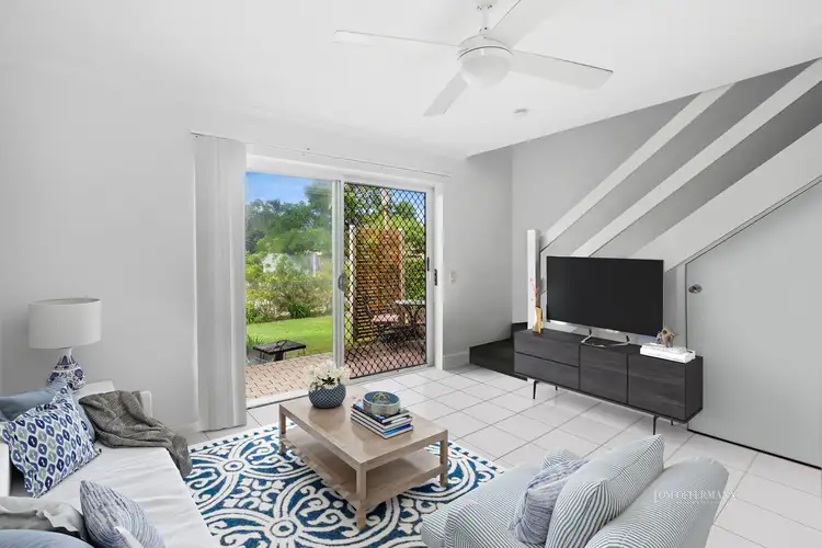 Main view of Homely unit listing, 2/17 Margit Crescent, Sunrise Beach QLD 4567