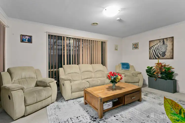 Sixth view of Homely house listing, 1 Jacqueline Place, Pakenham VIC 3810