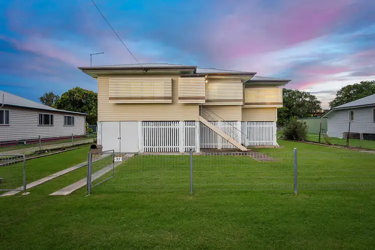 32 Thompson Street, Park Avenue QLD 4701
