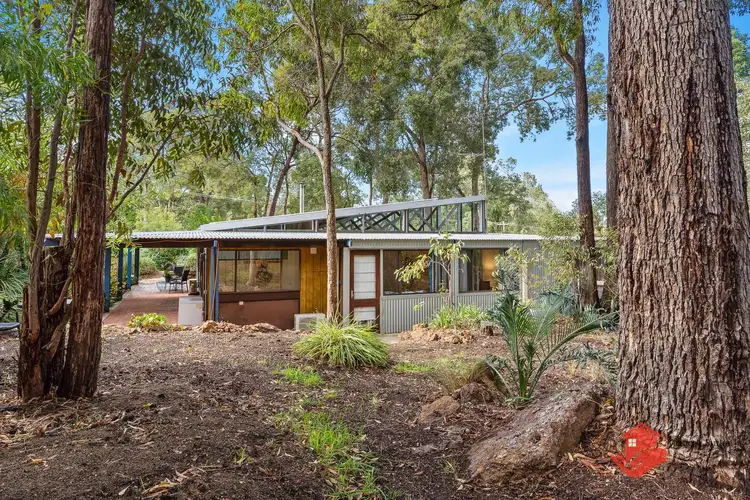 4 Merton Road, Roleystone WA 6111