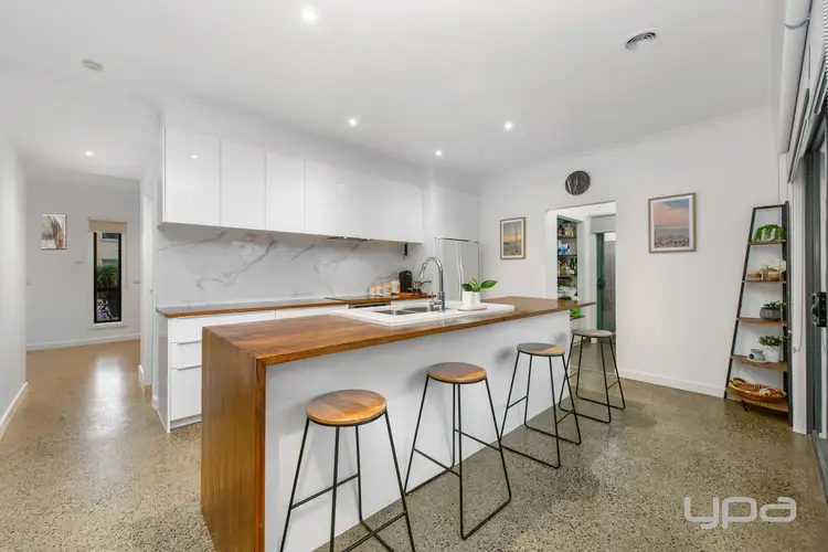 Sixth view of Homely house listing, 6 Eloura Circuit, Taylors Hill VIC 3037