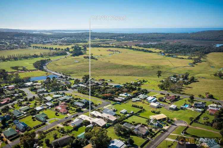 16 Pitt Street, South Pambula NSW 2549