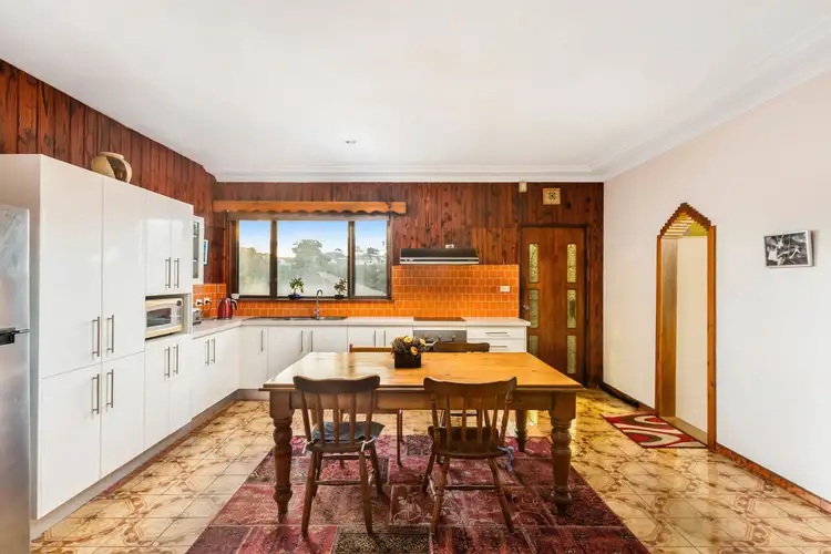Fourth view of Homely house listing, 2 Buena Vista Avenue, Lake Heights NSW 2502