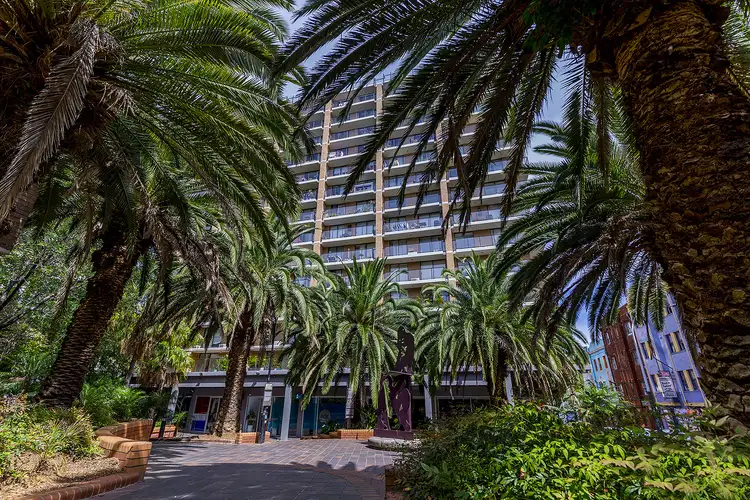 Fifth view of Homely apartment listing, 2 Springfield Avenue, Potts Point NSW 2011