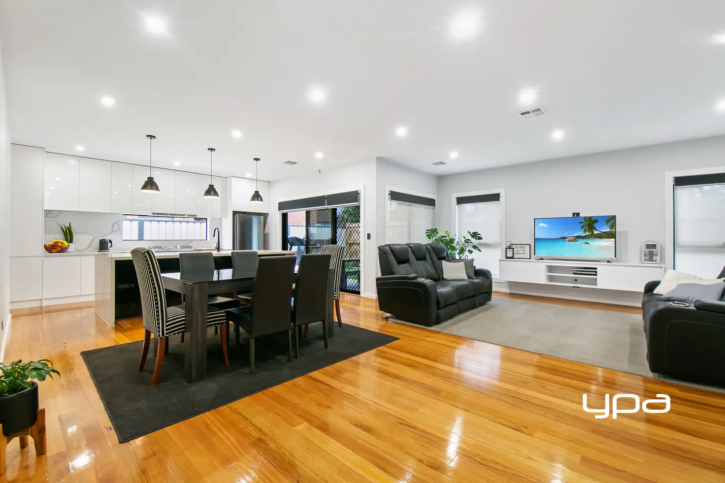 Main view of Homely townhouse listing, 2/17 Holberry Street, Broadmeadows VIC 3047