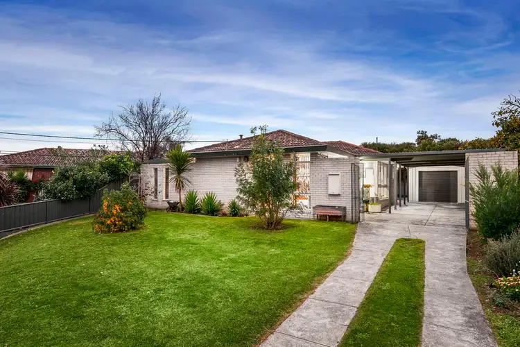 4 Rosella Court
