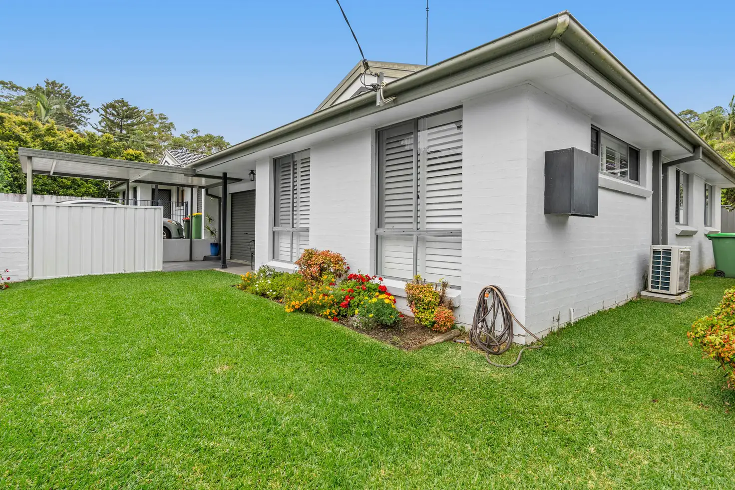 Main view of Homely semi-detached listing, 1a Patrick Crescent, Saratoga NSW 2251