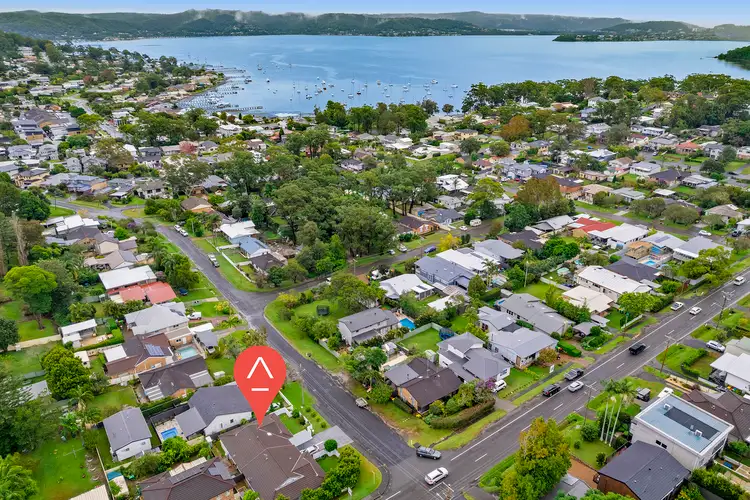 Second view of Homely semi-detached listing, 1a Patrick Crescent, Saratoga NSW 2251