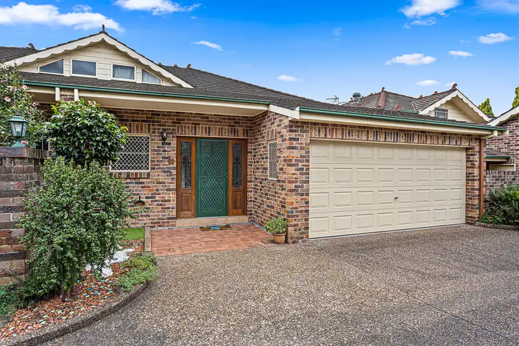2/10 Kembla Street, Balgownie NSW 2519