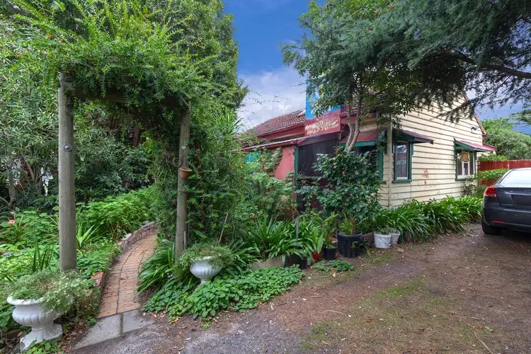 3 Colin Avenue, Frankston VIC 3199