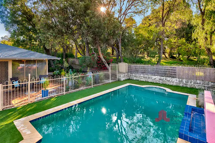 19 Whatman Way, Australind WA 6233