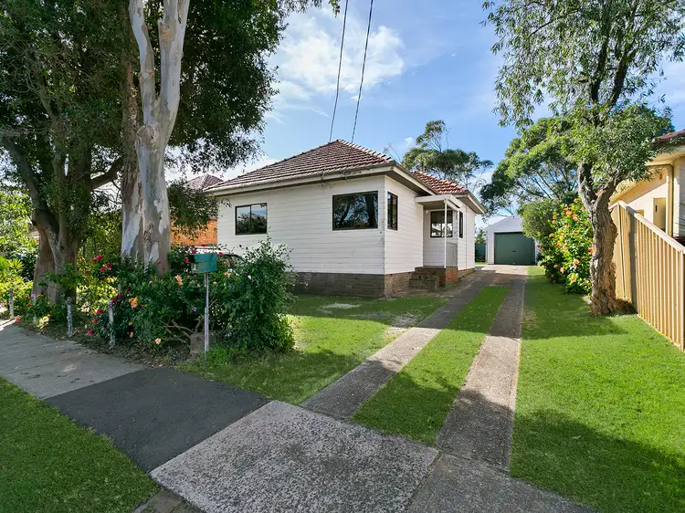 Second view of Homely house listing, 75 Mitchell Street, Chifley NSW 2036