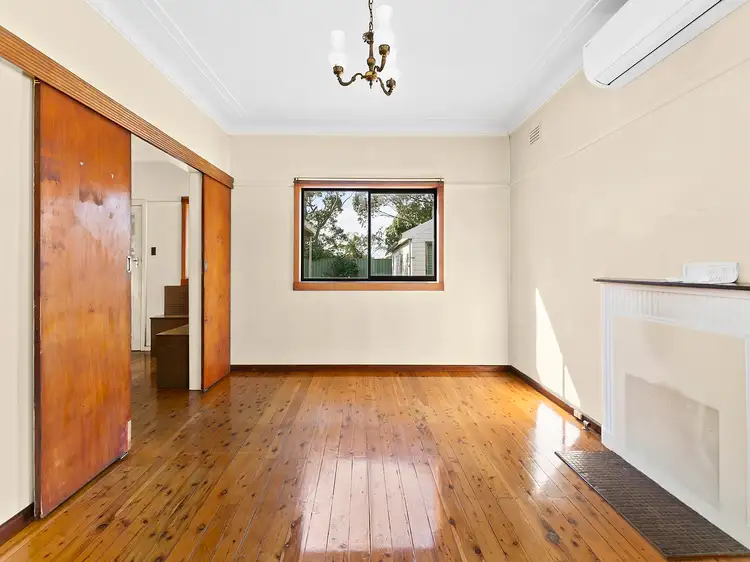 Fourth view of Homely house listing, 75 Mitchell Street, Chifley NSW 2036