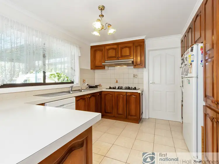 Fourth view of Homely house listing, 2 Furlong Court, Endeavour Hills VIC 3802