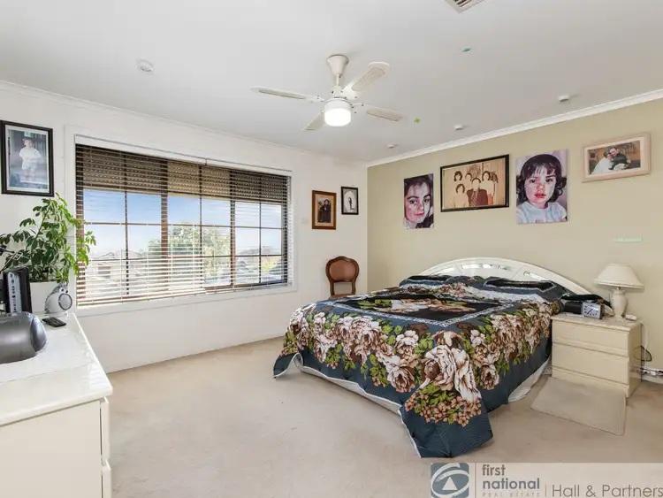 Sixth view of Homely house listing, 2 Furlong Court, Endeavour Hills VIC 3802