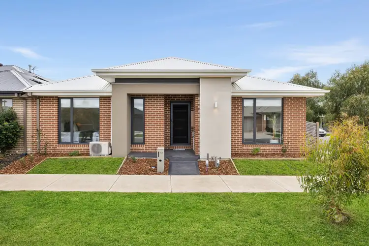 72 Peppertree Parade