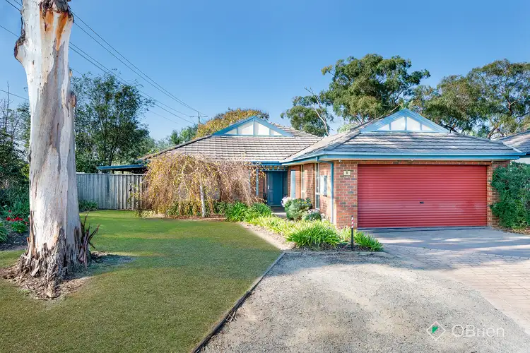 1 Manorwoods Drive, Frankston VIC 3199