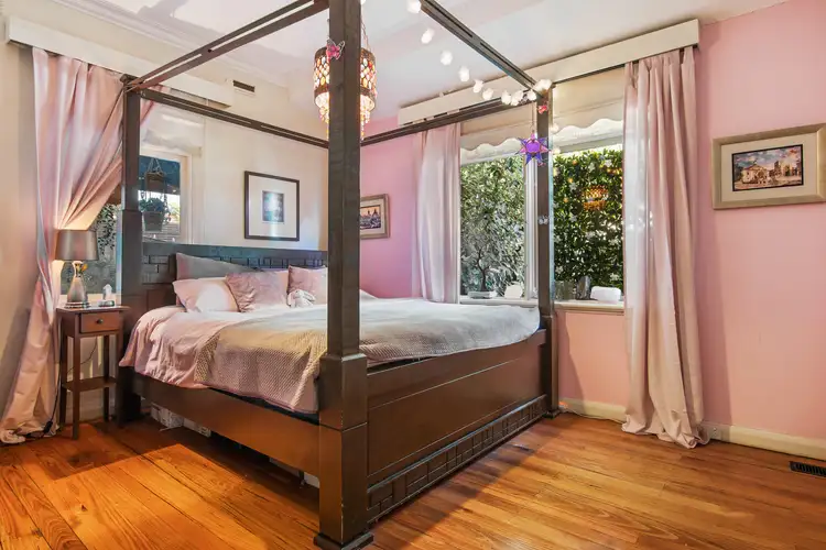 Fifth view of Homely house listing, 318 Huntingdale Road, Mount Waverley VIC 3149