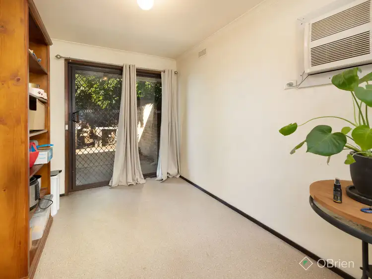 Fourth view of Homely unit listing, 2/14 Mayfair Drive, Wodonga VIC 3690