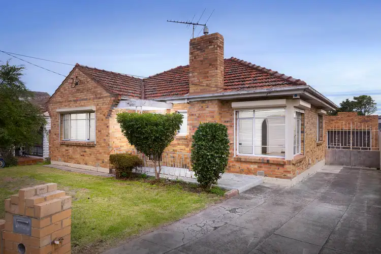 49 Mitchell Parade, Pascoe Vale South VIC 3044